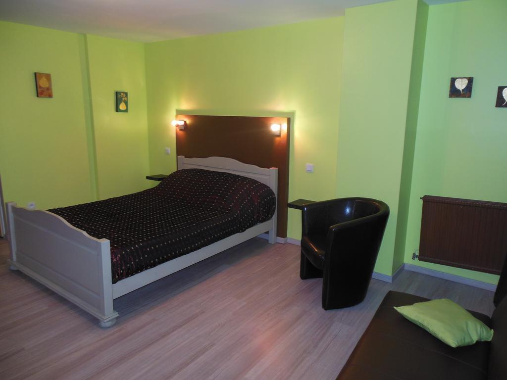 La Chaumiere Bed and Breakfast Seyne Eksteriør billede